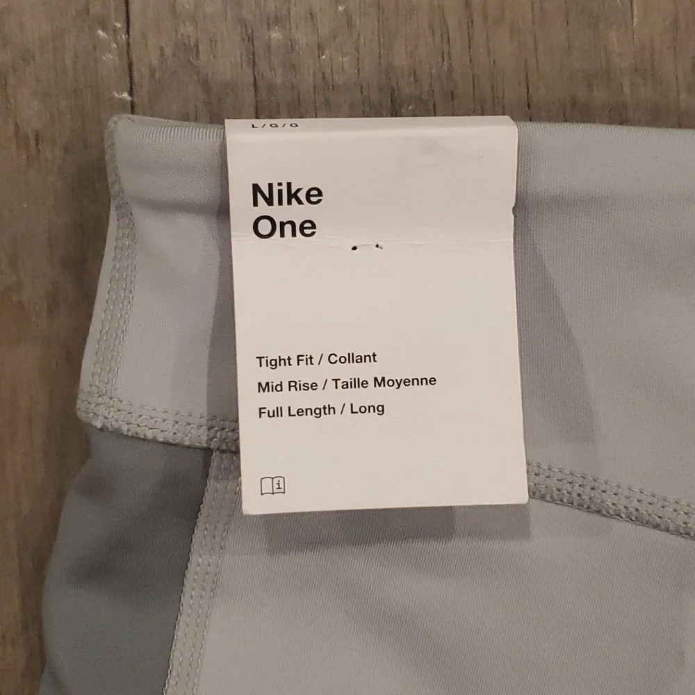 Nike Dri-FIT One Leggings Size Large